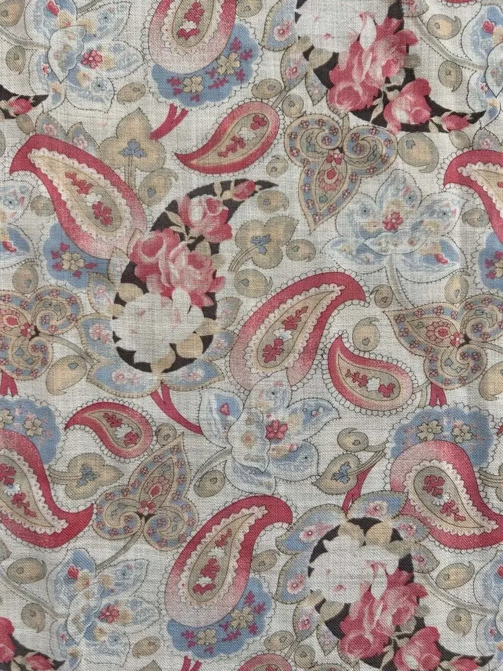 Vintage Club 7 Echo Paisley Floral Print Square Scarf, approx. 36”